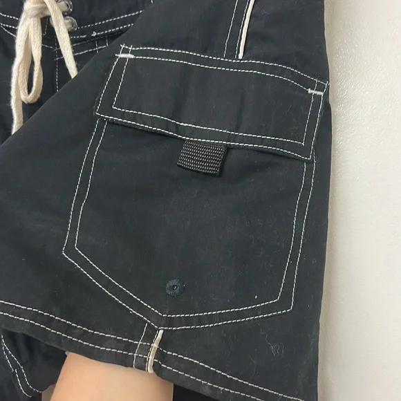 Black White Board shorts Vintage Y2K Nina Capri Size 8 Swim Shorts - Picture 3 of 5